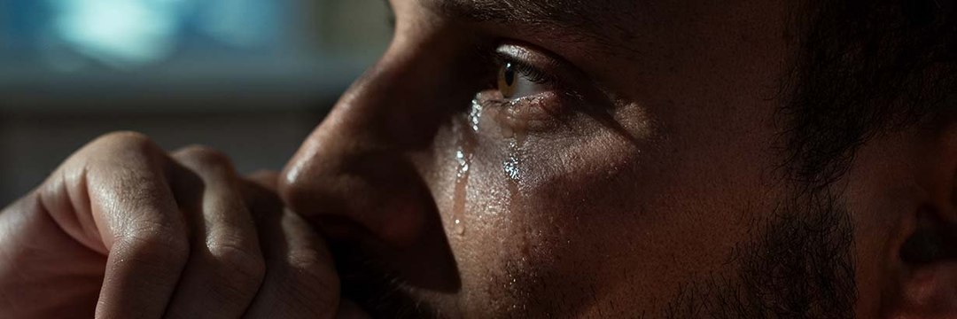 چرا بعد از گریه کردن آرام می گیریم؟