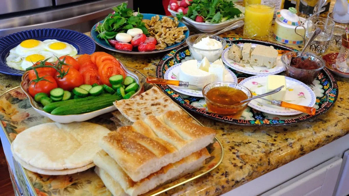 دیر خوردن صبحانه چه تاثیراتی در بدن دارد؟