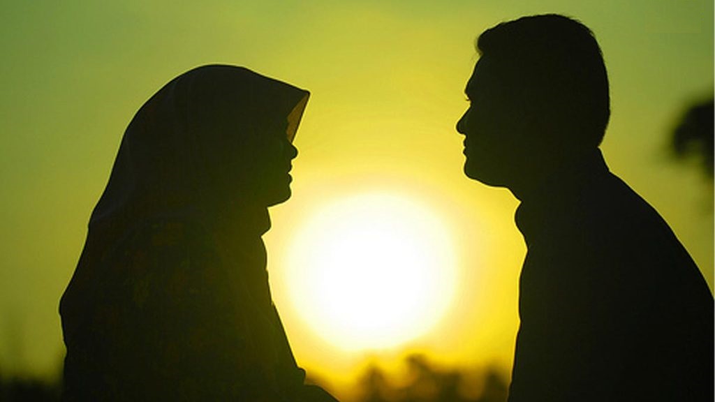 چرا هم زمان هم خوشبخت‌ ایم و هم سردرگم؟